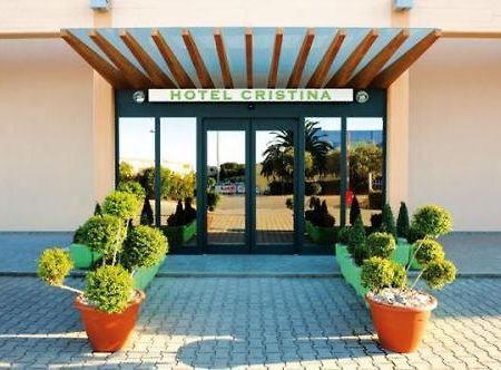 Hotel Cristina Rocca San Giovanni Bagian luar foto