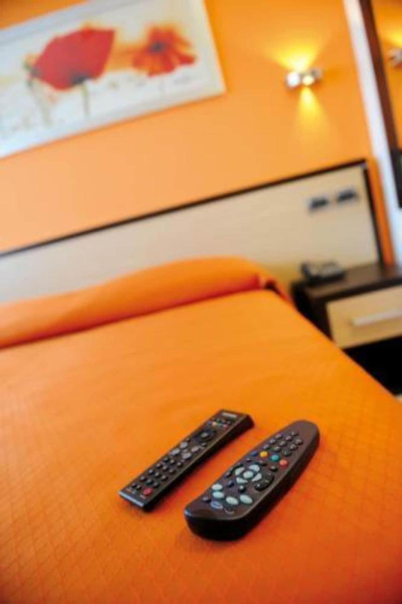 Hotel Cristina Rocca San Giovanni Bagian luar foto