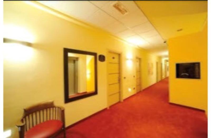 Hotel Cristina Rocca San Giovanni Bagian luar foto