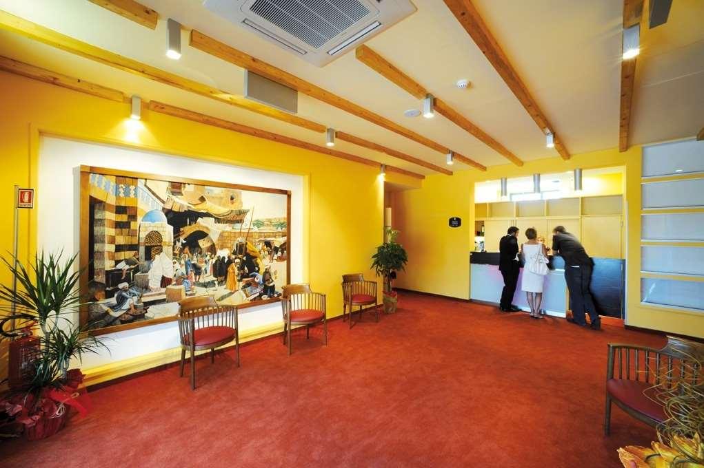 Hotel Cristina Rocca San Giovanni Interior foto